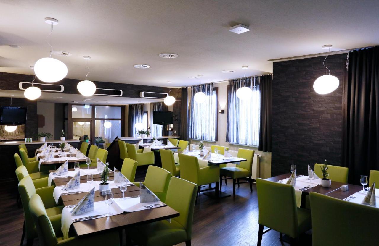 Konsum Gaestehaus Quisisana - Oberhof Oberhof  Eksteriør bilde