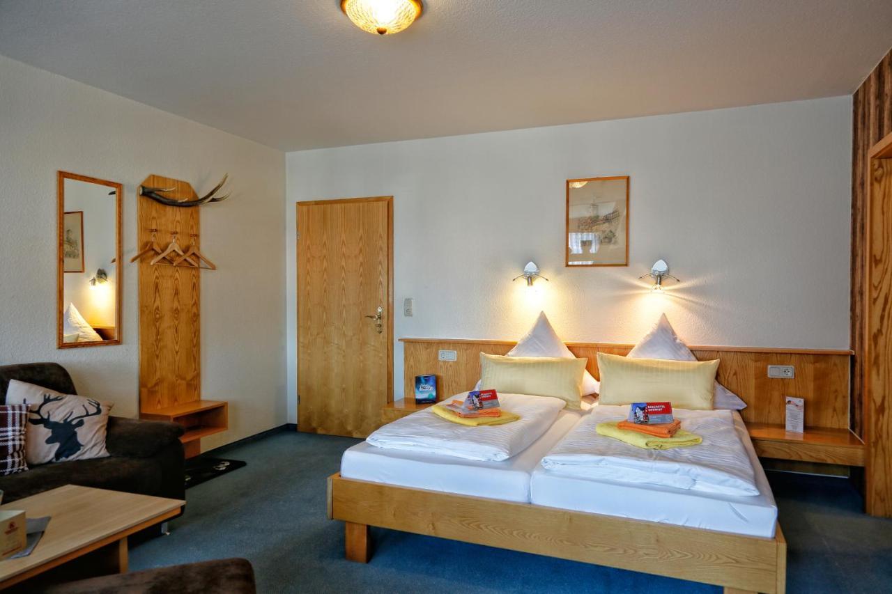 Konsum Gaestehaus Quisisana - Oberhof Oberhof  Eksteriør bilde